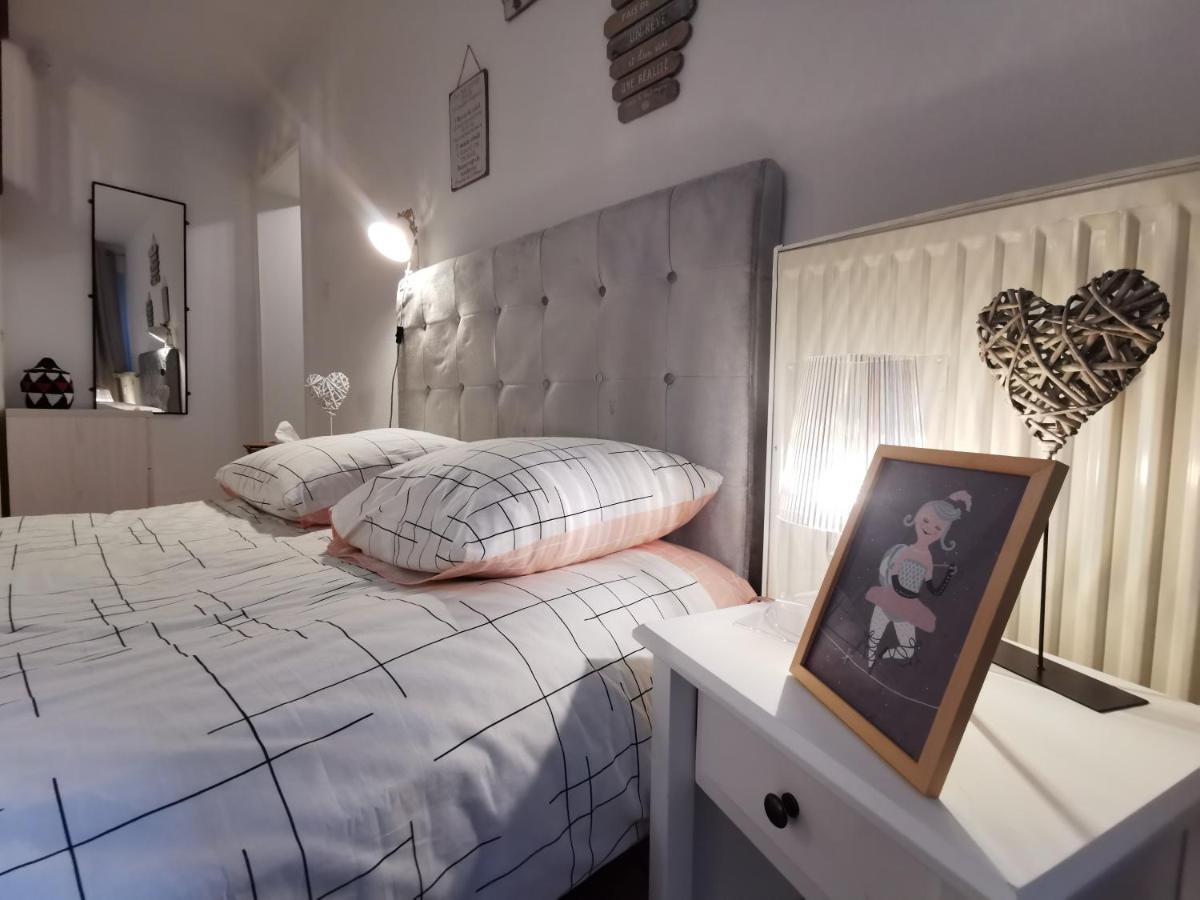 شقة New Duplex De Charme Au Pied De La Cathedrale Carre D'Or ستراسبورغ المظهر الخارجي الصورة
